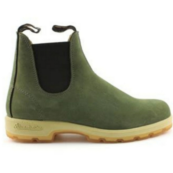 green blundstone boots